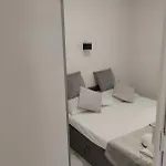 Sun Apartment *