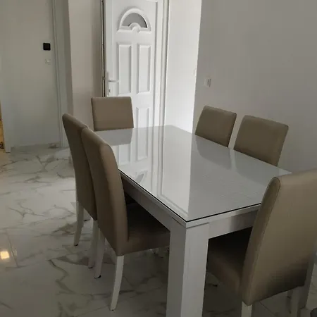 Sun Apartment